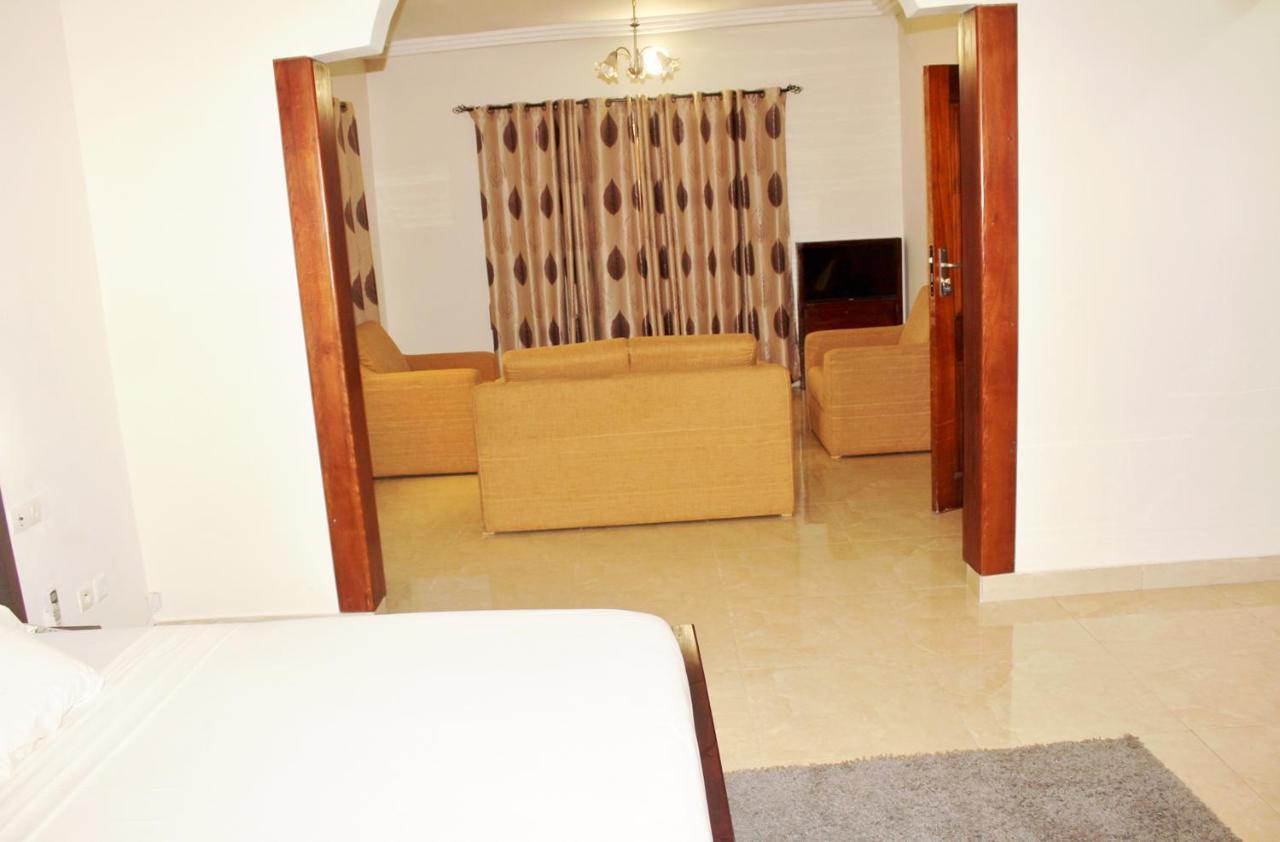 Hotel Ganiela Kpalime Екстер'єр фото