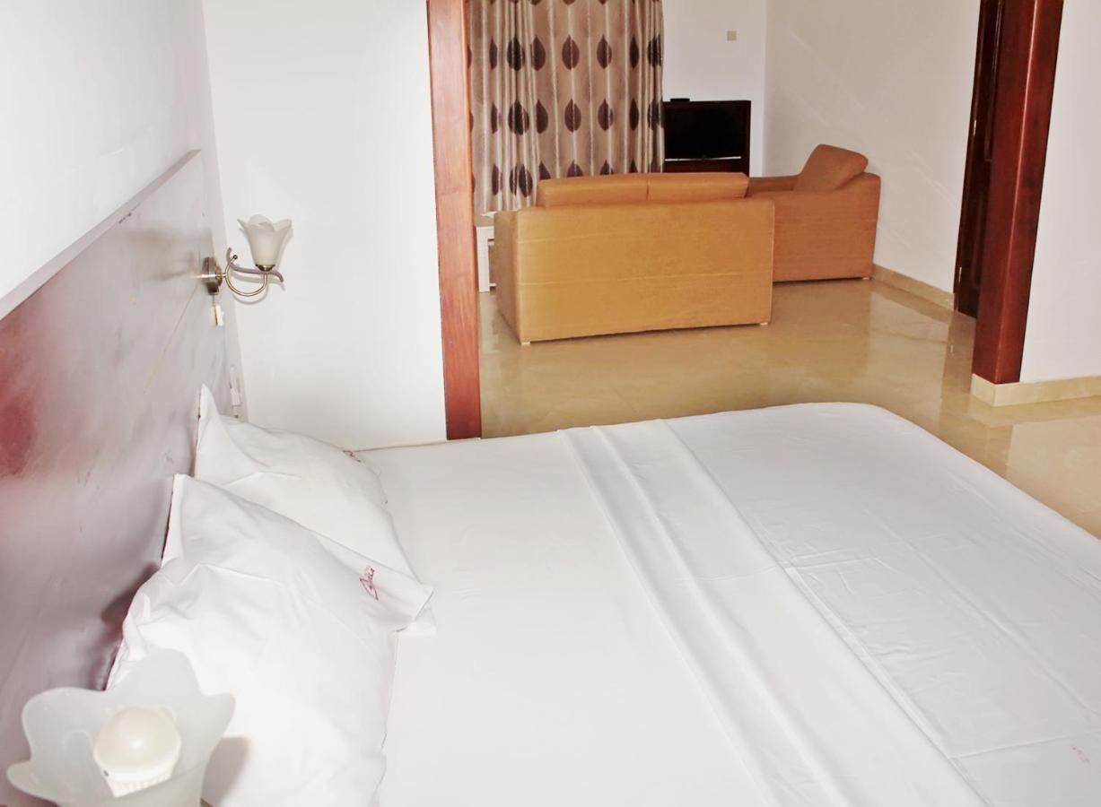 Hotel Ganiela Kpalime Екстер'єр фото