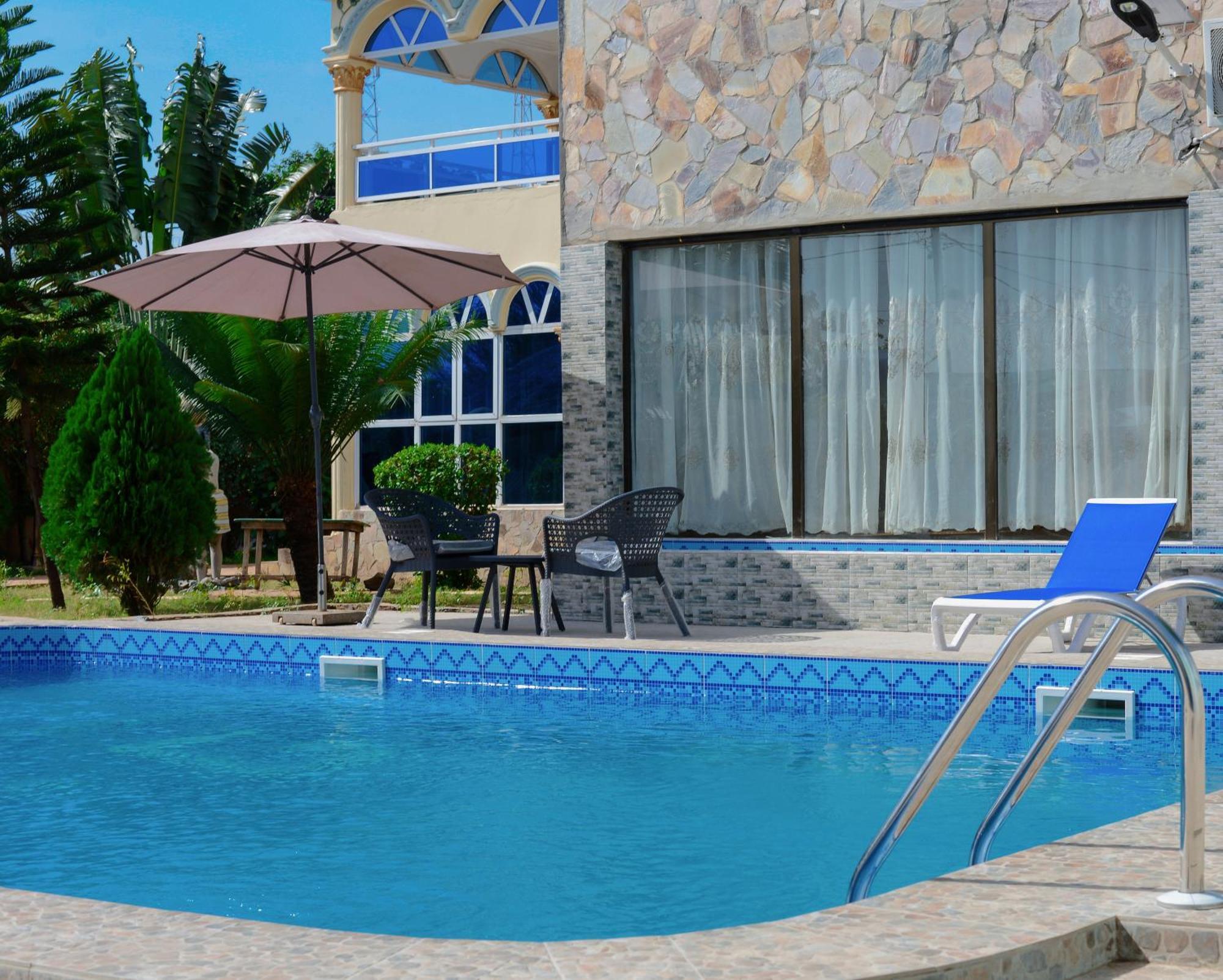 Hotel Ganiela Kpalime Екстер'єр фото