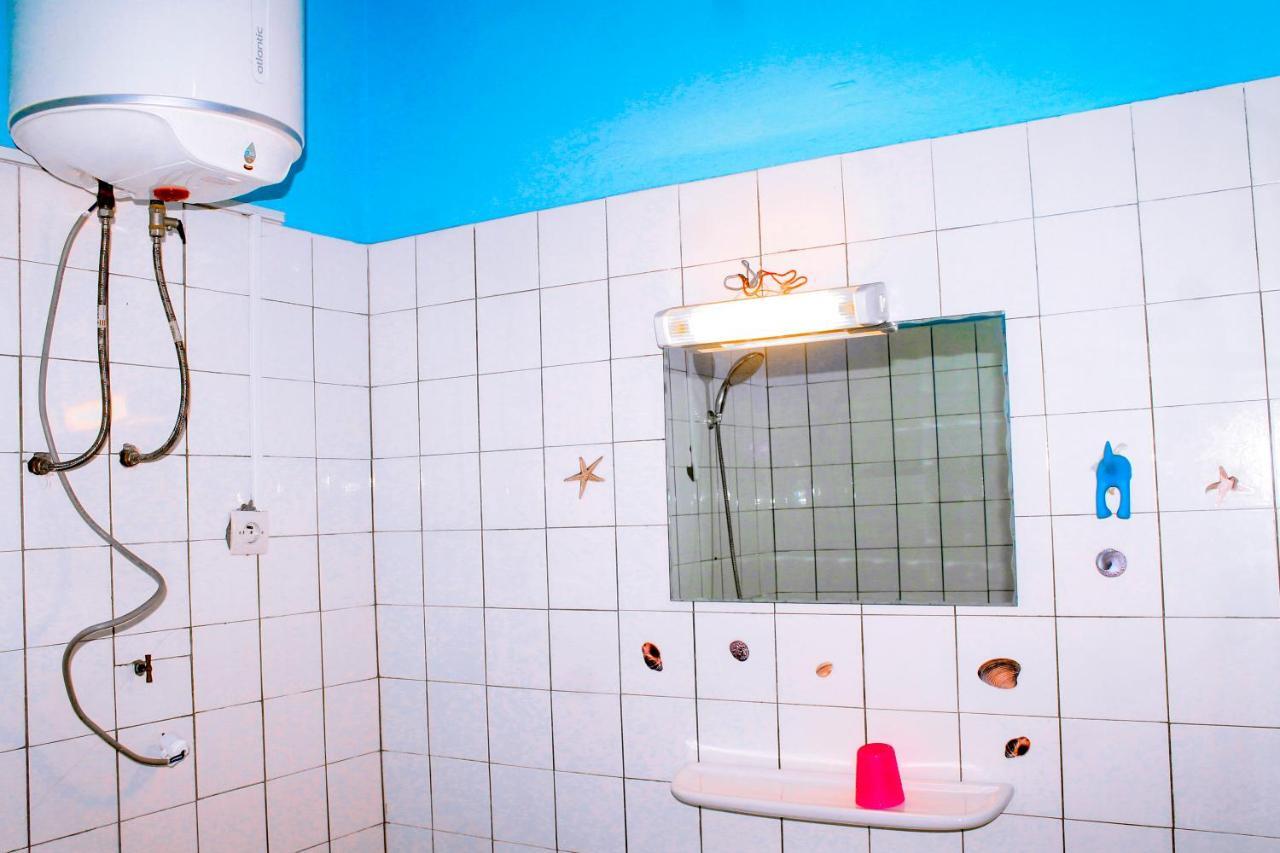 Hotel Ganiela Kpalime Екстер'єр фото